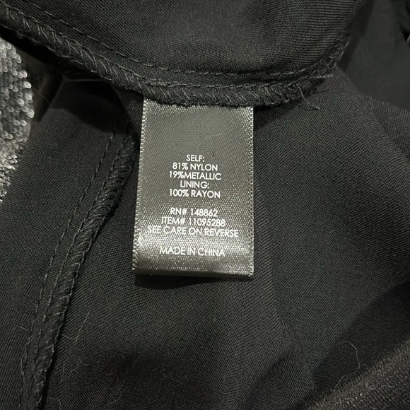 Torrid Silver Tulle Skater Skirt Sz 0 - Picture 5 of 7